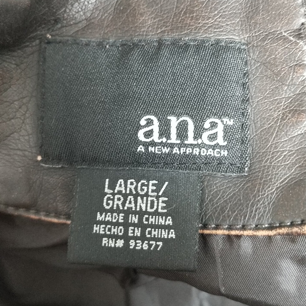 Jacket - Picture 3 of 4